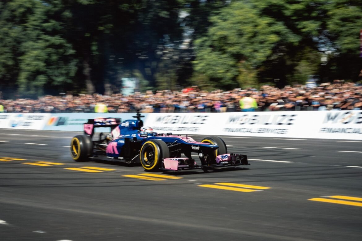 Franco Colapinto atrai 600 mil fãs enquanto Argentina busca retorno à F1.