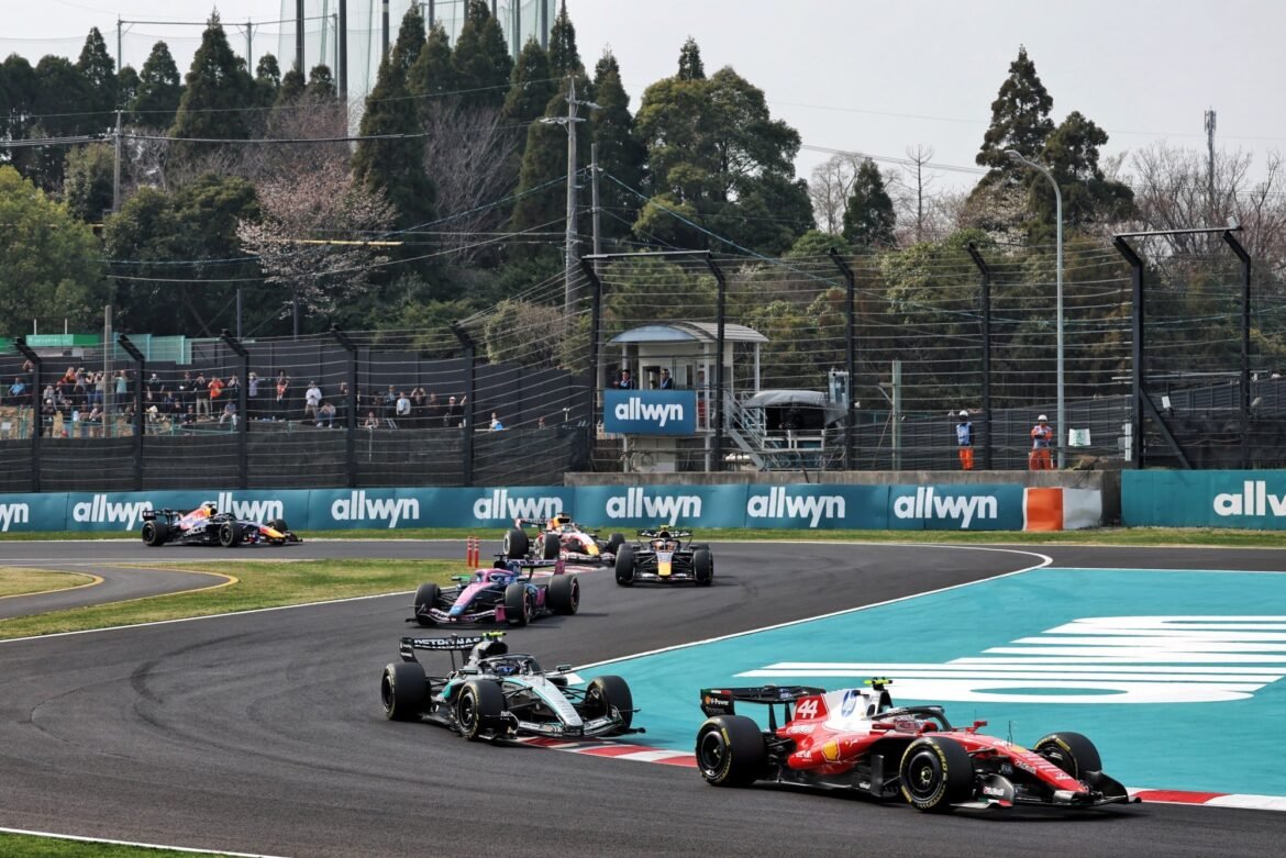 Hamilton afirma que os novos carros são os melhores em duas décadas.