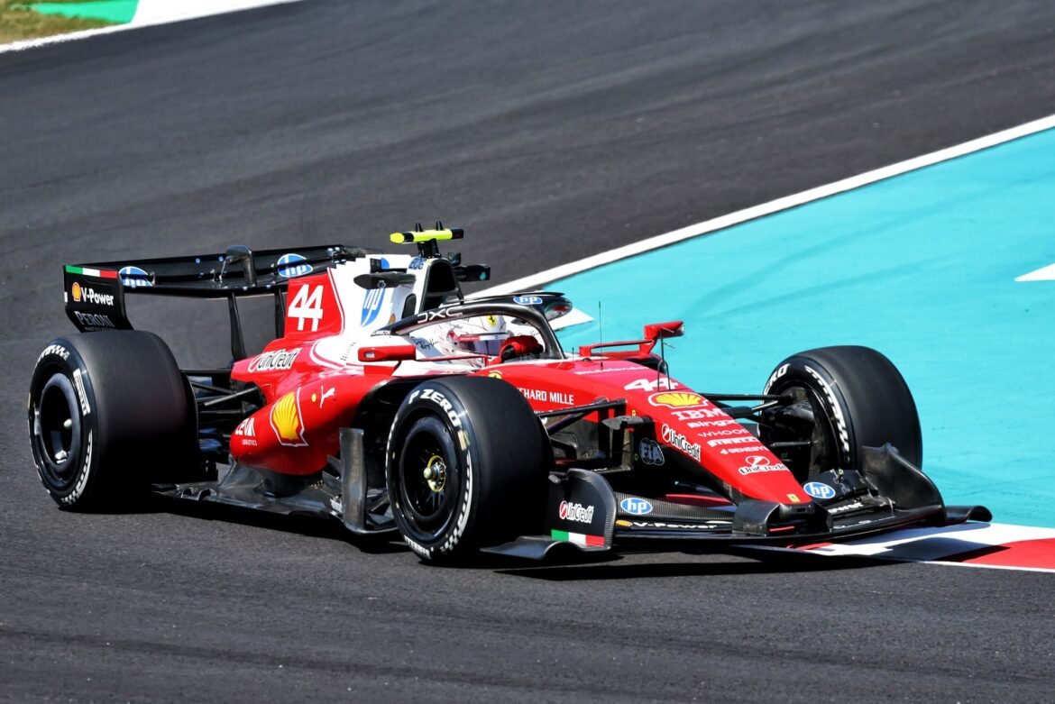 Hamilton avalia Ferrari em sessão crucial com a Pirelli no Brasil.