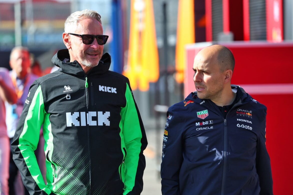 Marko acredita que a Red Bull selecionará um "nome interno" para o substituto de Lambiase.