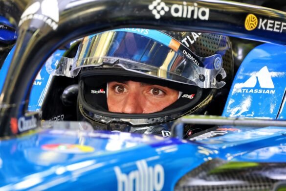 Sainz afirma que já antecipava desafios da Williams em 2026.