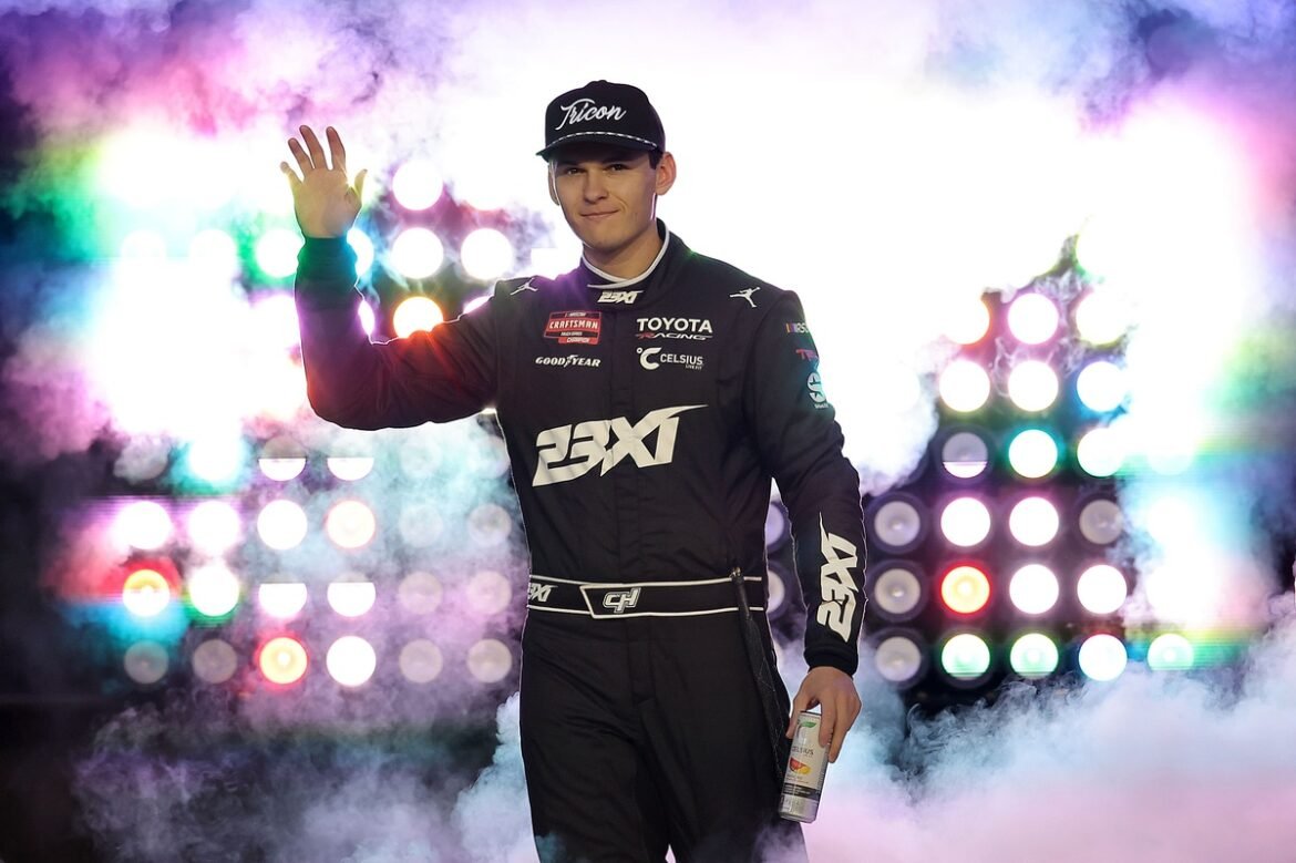 23XI Racing inclui Corey Heim na equipe permanente.