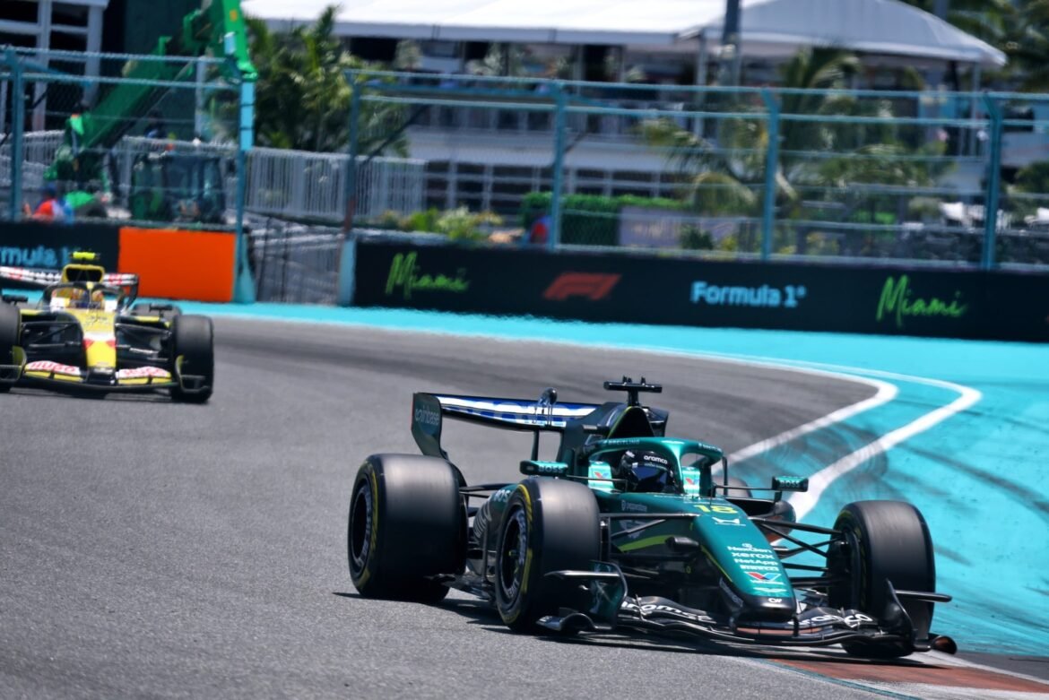 Aston Martin destaca sua confiabilidade, mas almeja maior desempenho.