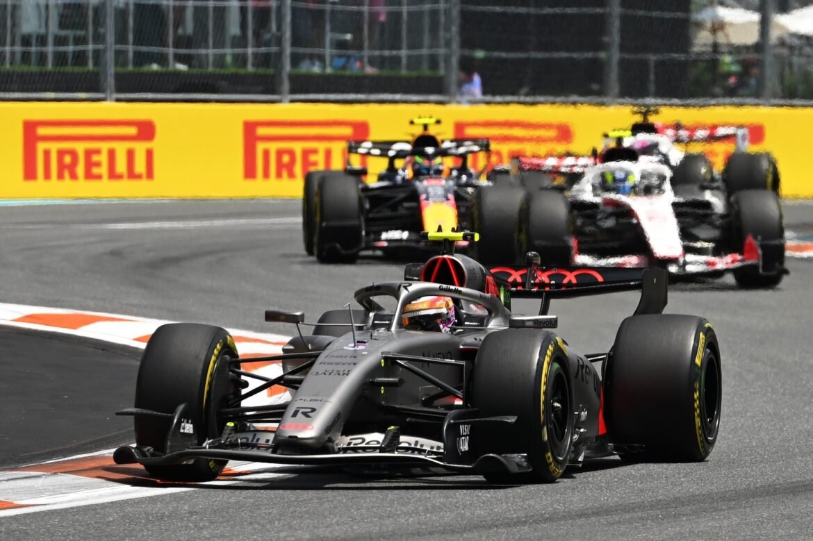 F1: Bortoleto desvaloriza a elaboração de estratégia antes da corrida em Miami: "Expectativa de chuva"