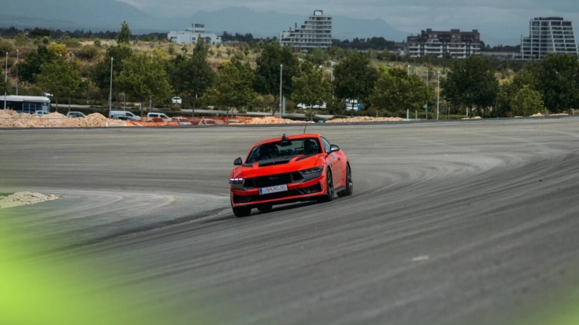 Feedback de Carlos Sainz surge após a primeira volta no Grande Prêmio de Madrid.