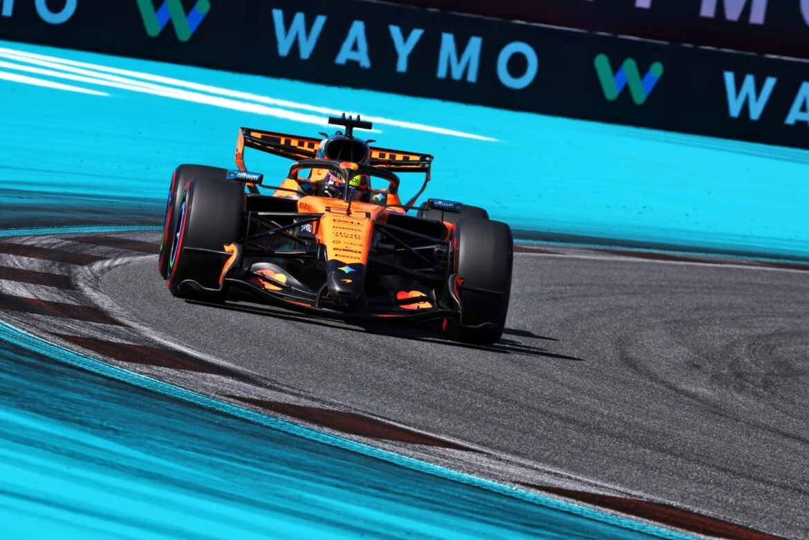 Piastri comenta sobre o "ritmo promissor" da McLaren após conquistar pódio em Miami.