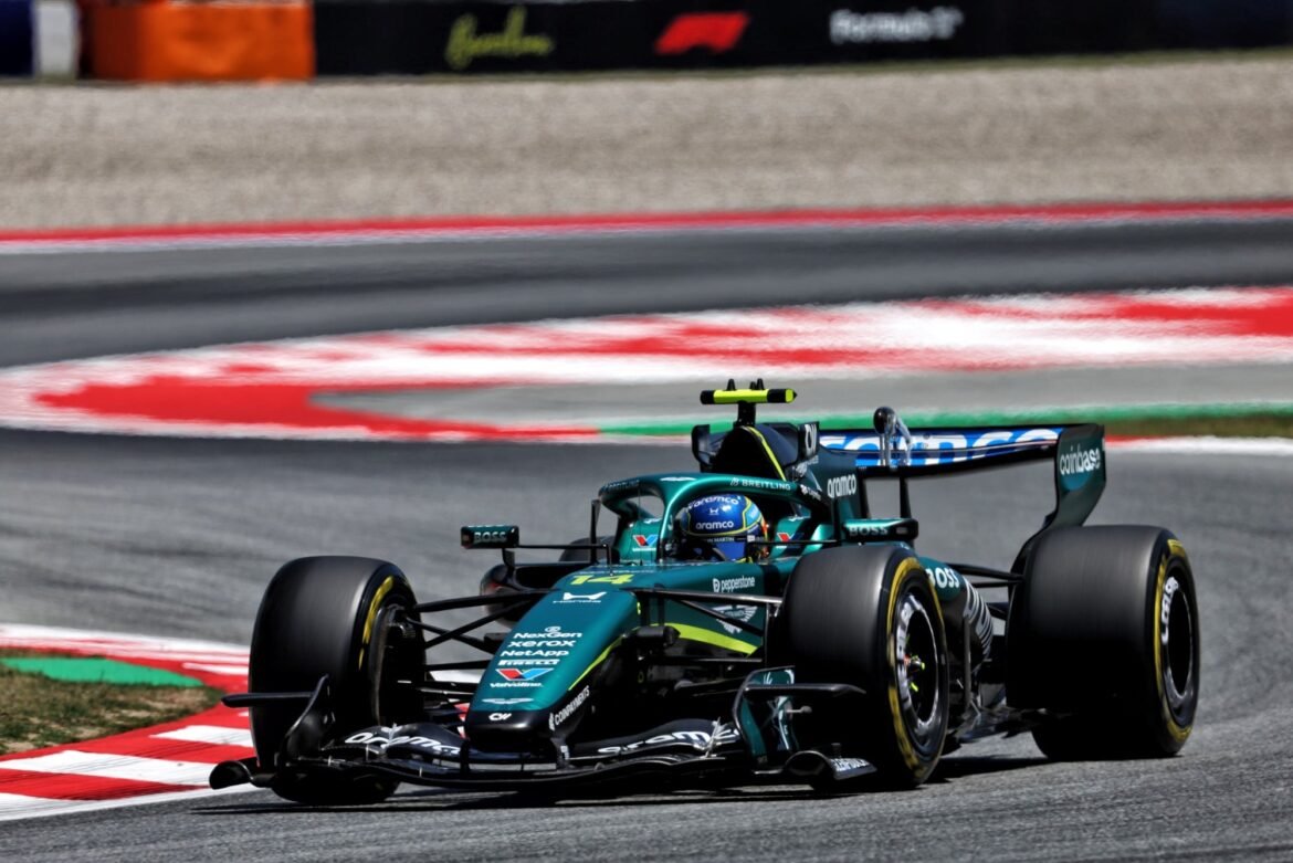 Aston Martin reconhece insatisfação e pede desculpas após o GP de Barcelona.