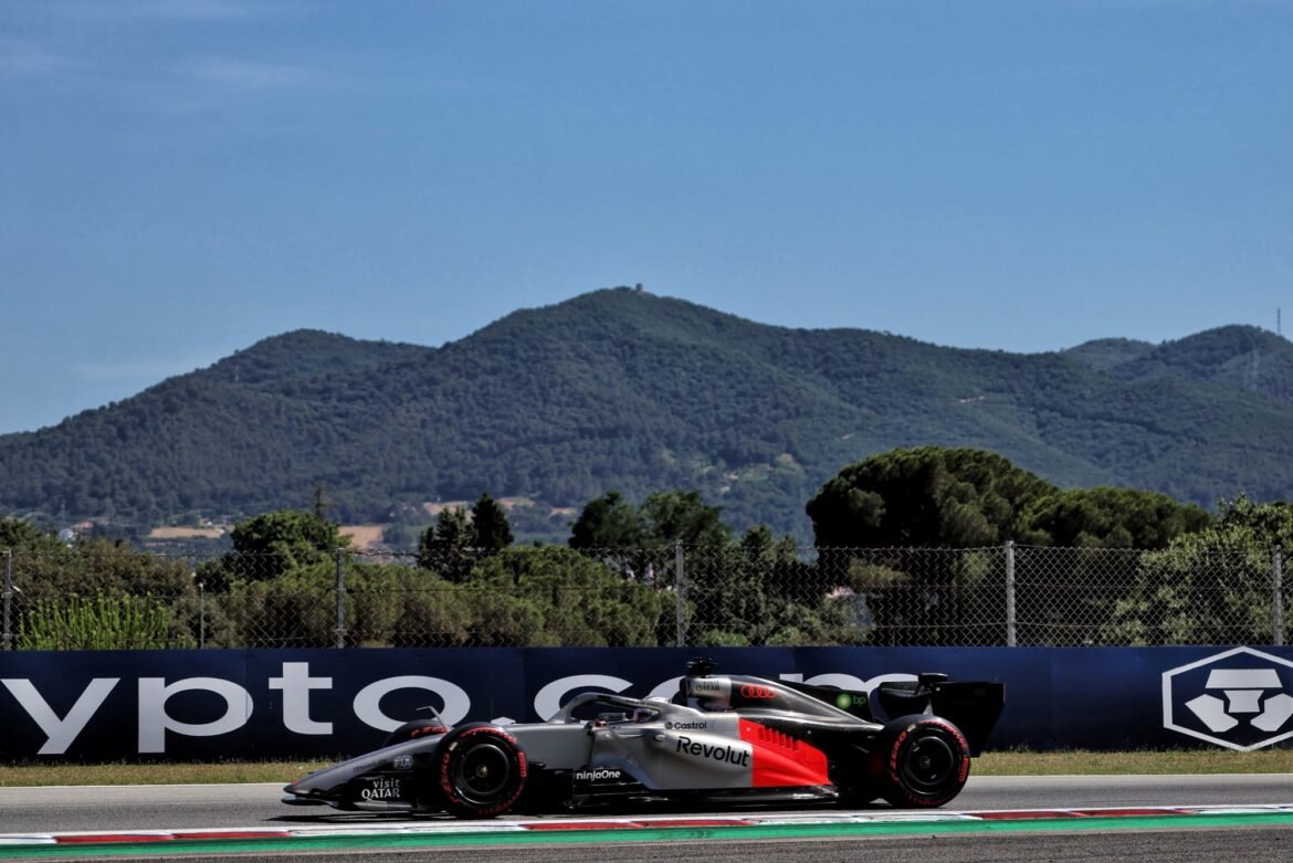 Calor extremo deve ser o destaque no GP de Barcelona.