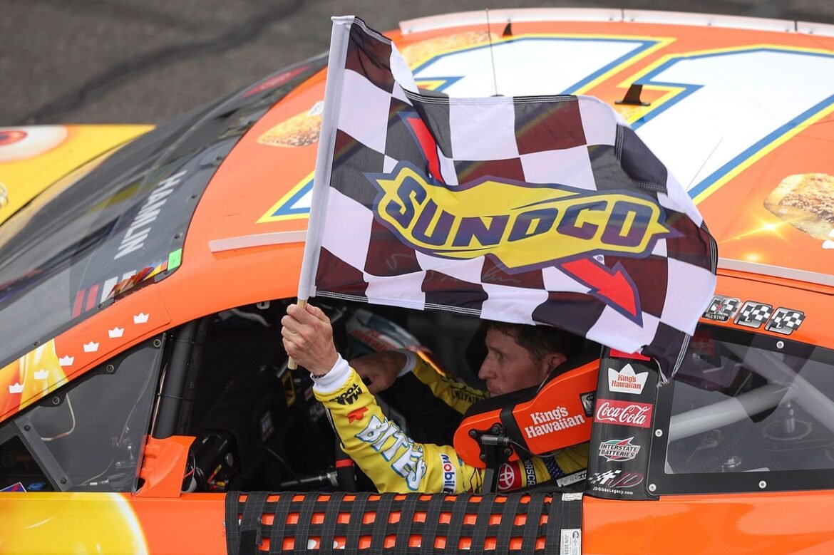 Classificação completa de pontos da NASCAR Cup após Pocono 2026