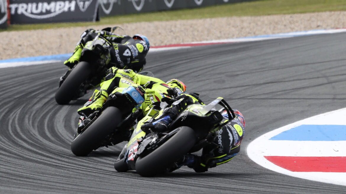 Diggia em "modo ataque total" contra Aprilias no Sprint da MotoGP em Assen
