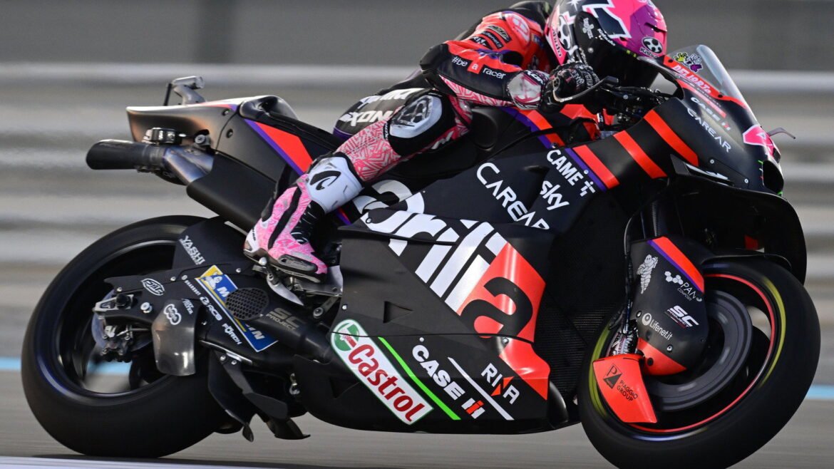 "Empurrei o marshall, mas..." - A primeira explicação de Marco Bezzecchi para a Aprilia após o incidente em Brno.