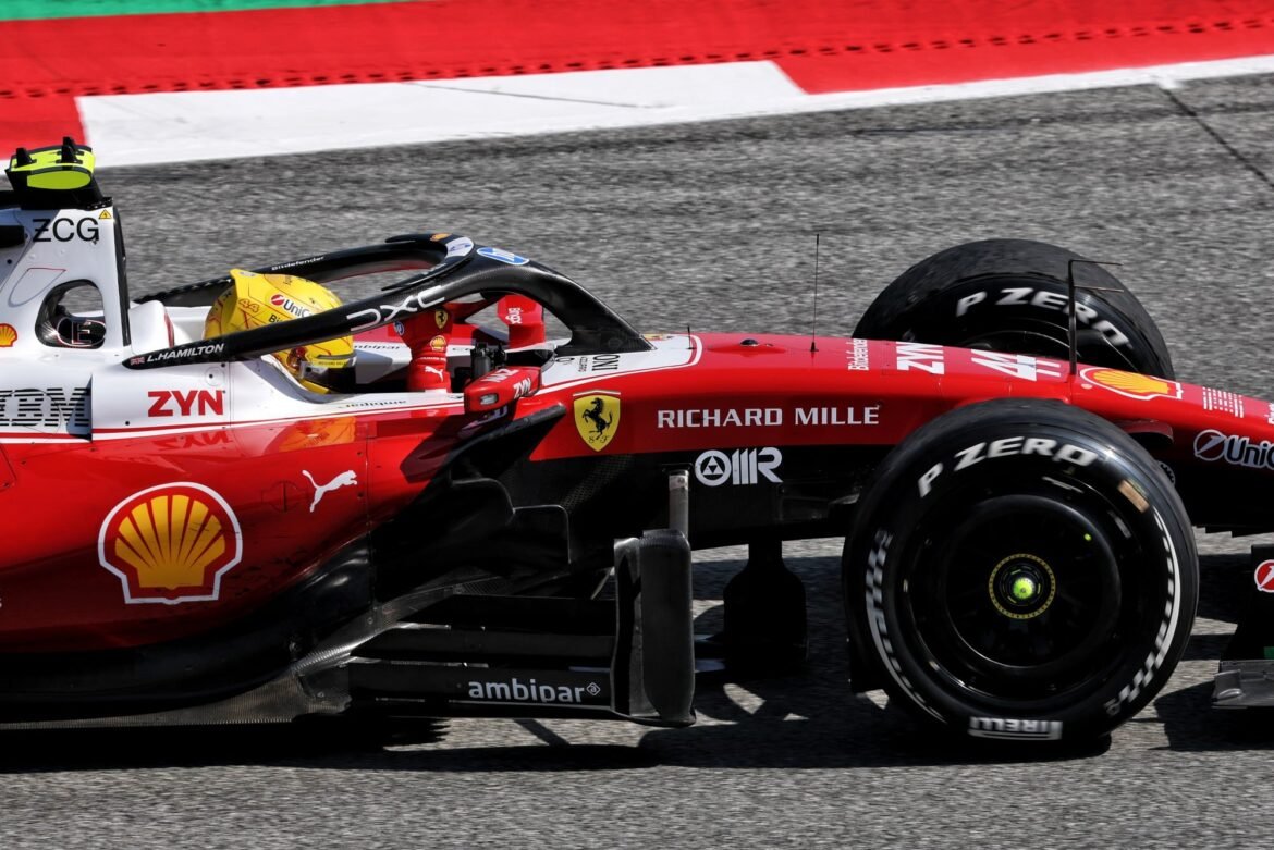 Ferrari desenvolve novo motor para intensificar desempenho no GP da Áustria.