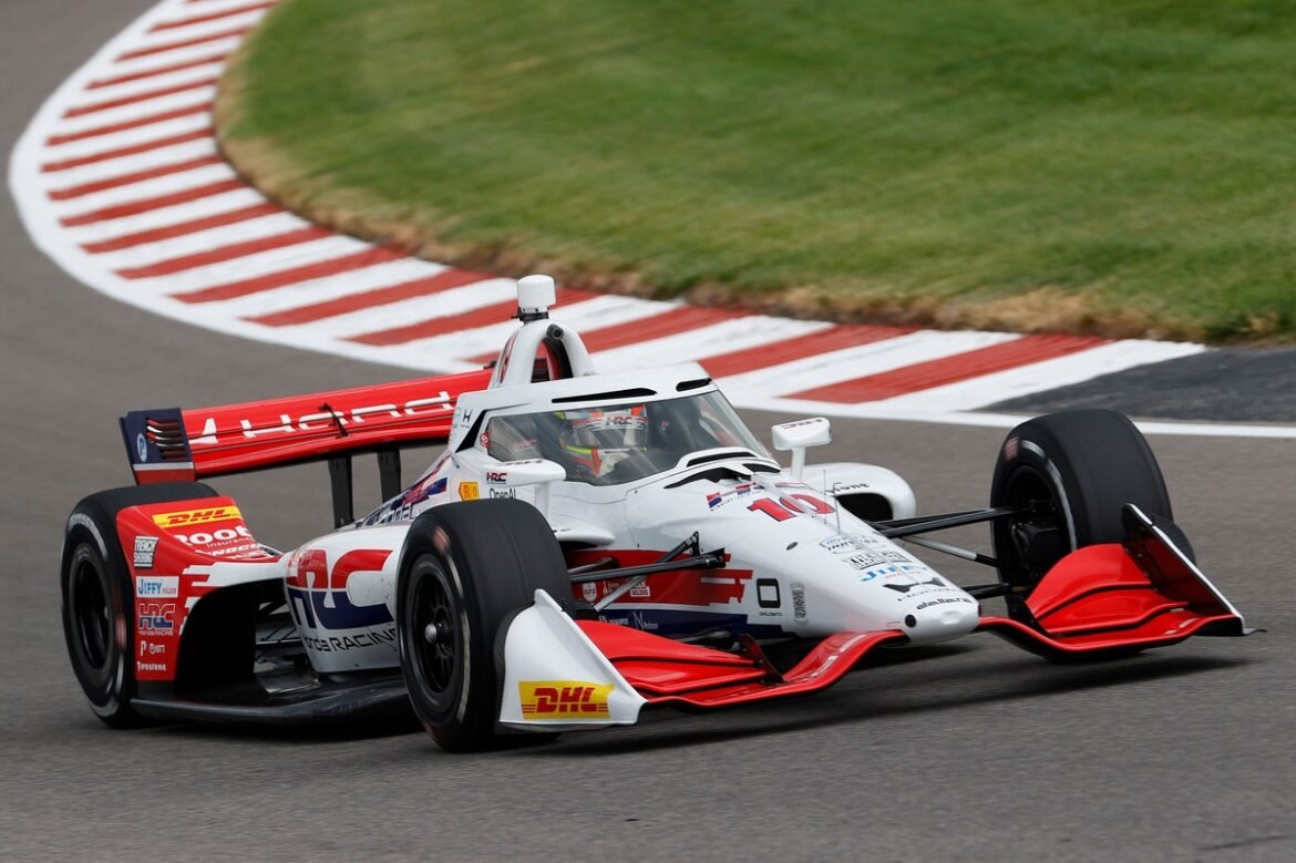 IndyCar no WWT Raceway: Alex Palou conquista a pole position