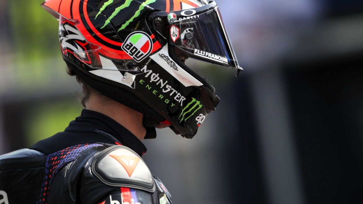 Marco Bezzecchi suspenso por incidente com marshal na Sprint do MotoGP de Brno