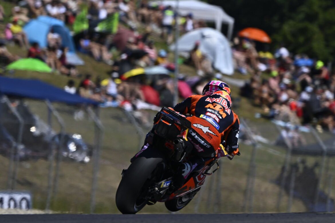 "Não é possível" - Problemas constantes da KTM atormentam um piloto no MotoGP de Mugello