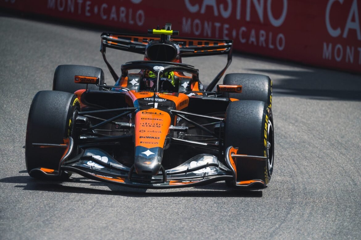 "P3 é uma conquista", afirma Norris sobre o momento desafiador da McLaren em 2026.