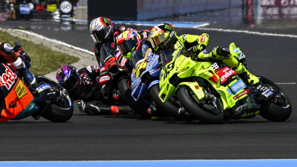 “Retirem-nos”: Jack Miller culpa os dispositivos de largada pelo caos da queda no MotoGP da Hungria