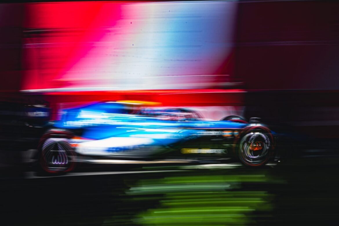 Sainz propõe uma ideia ousada para reconhecer o "autêntico piloto campeão" nesta temporada.