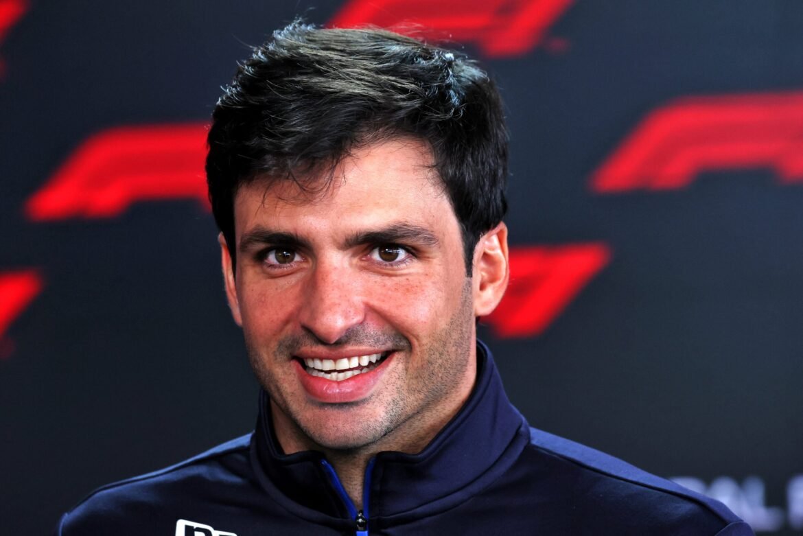 Sainz ressalta seu bom desempenho apesar da crise na Williams