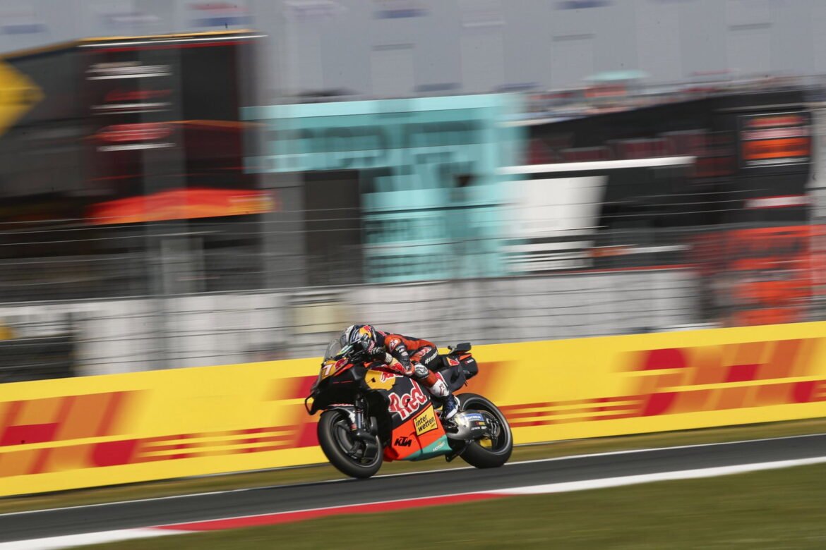 "Todo dia é uma surpresa": Pedro Acosta enfrenta novos problemas com a KTM no MotoGP de Assen