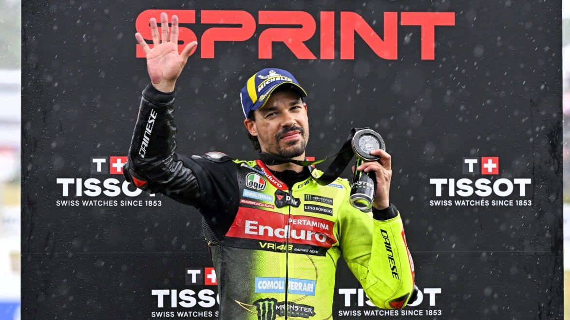 Vencedor da corrida da MotoGP no Brasil enfrenta futuro incerto: “Ainda não terminei minha missão aqui”