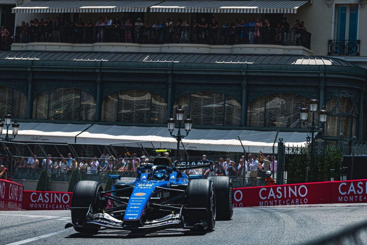 Williams é multada pela FIA após a sessão de qualificação em Mônaco.
