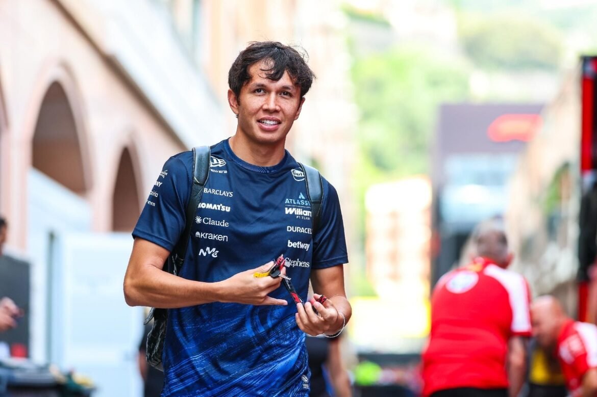 Alex Albon finaliza a turnê de um mês da Williams F1 na África do Sul.