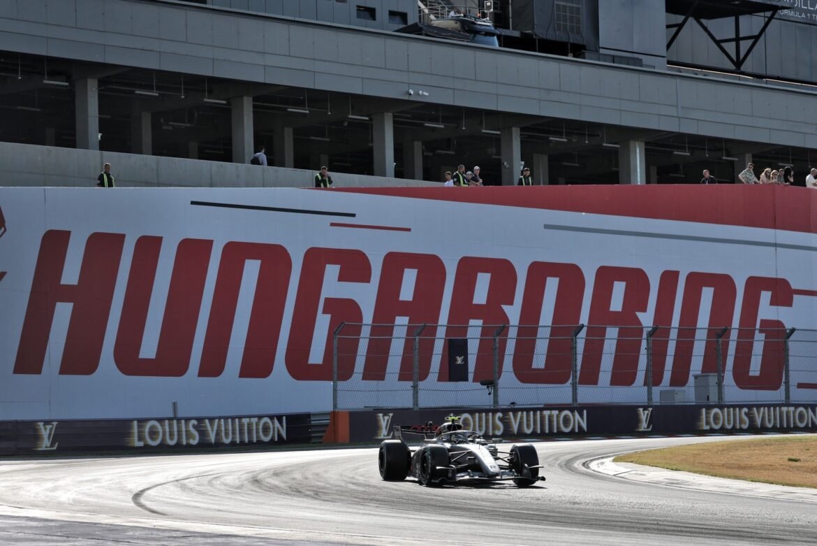 Bortoleto enfrenta dificuldades e termina em 14º lugar no GP da Hungria.