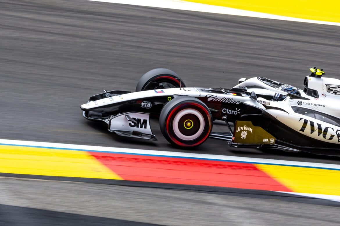 Bottas divulga que a Cadillac agiu rapidamente para desmentir boatos sobre seu futuro.