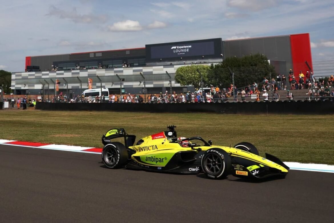 Câmara realiza manobra impressionante e conquista a pole em Silverstone