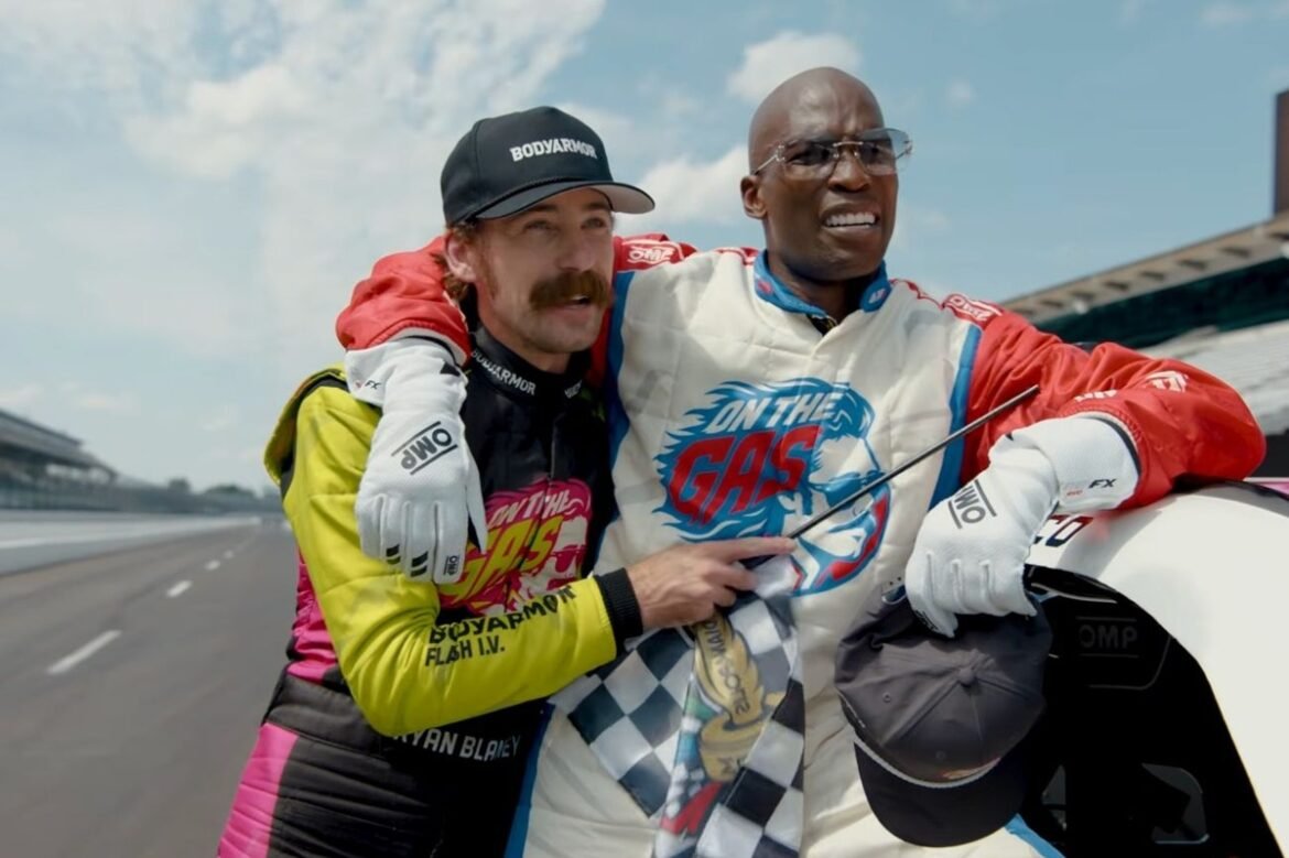 Chad Ochocinco refuta a afirmação de Stephen A. Smith de que os pilotos da NASCAR não são atletas.