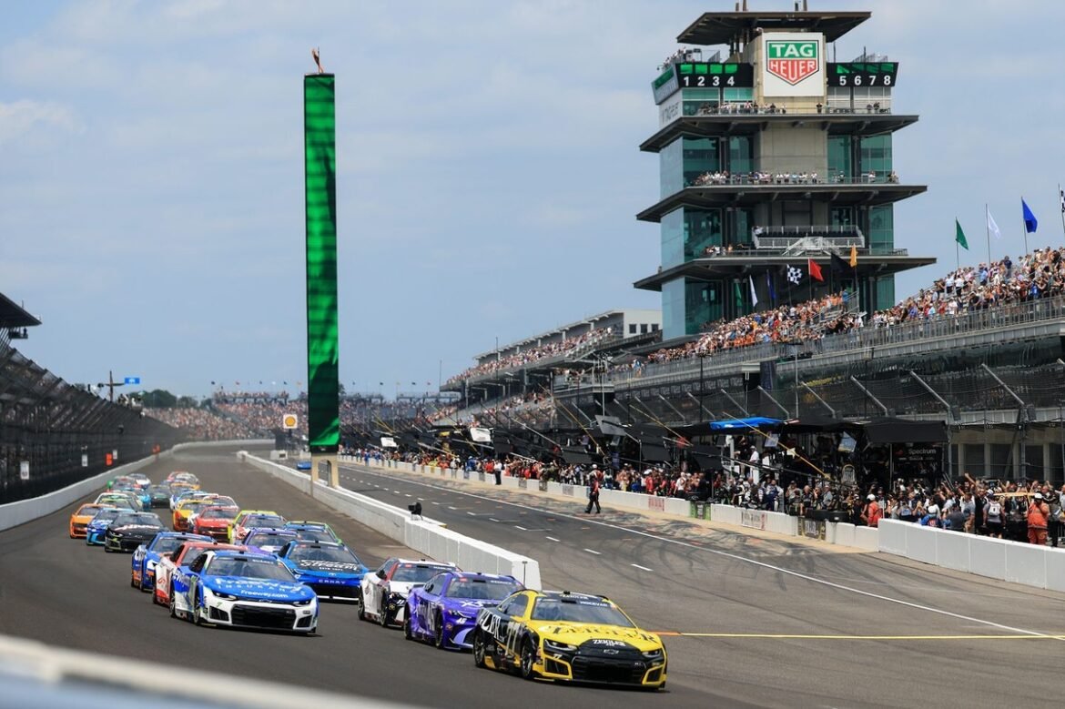 Classificação completa de pontos da NASCAR Cup após a Brickyard 400 de 2026 em Indianápolis