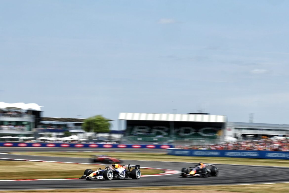 FIA inicia apuração sobre Lawson e Hulkenberg após a Sprint