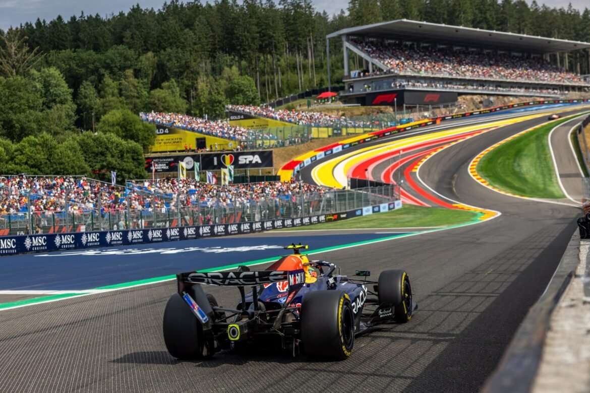 Hadjar detalha como auxiliou Verstappen com o vácuo durante a classificação em Spa.