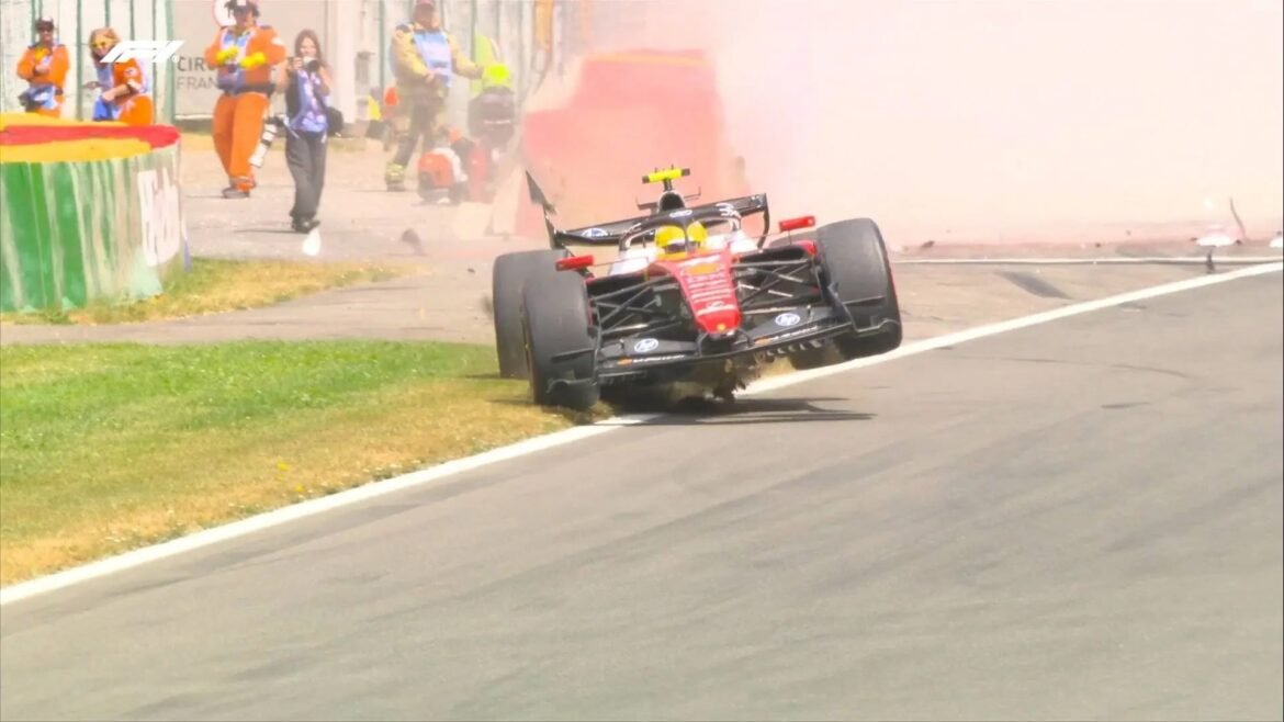 Hamilton agradece à Ferrari, mas menciona que "algo não estava certo" após colisão no TL3.