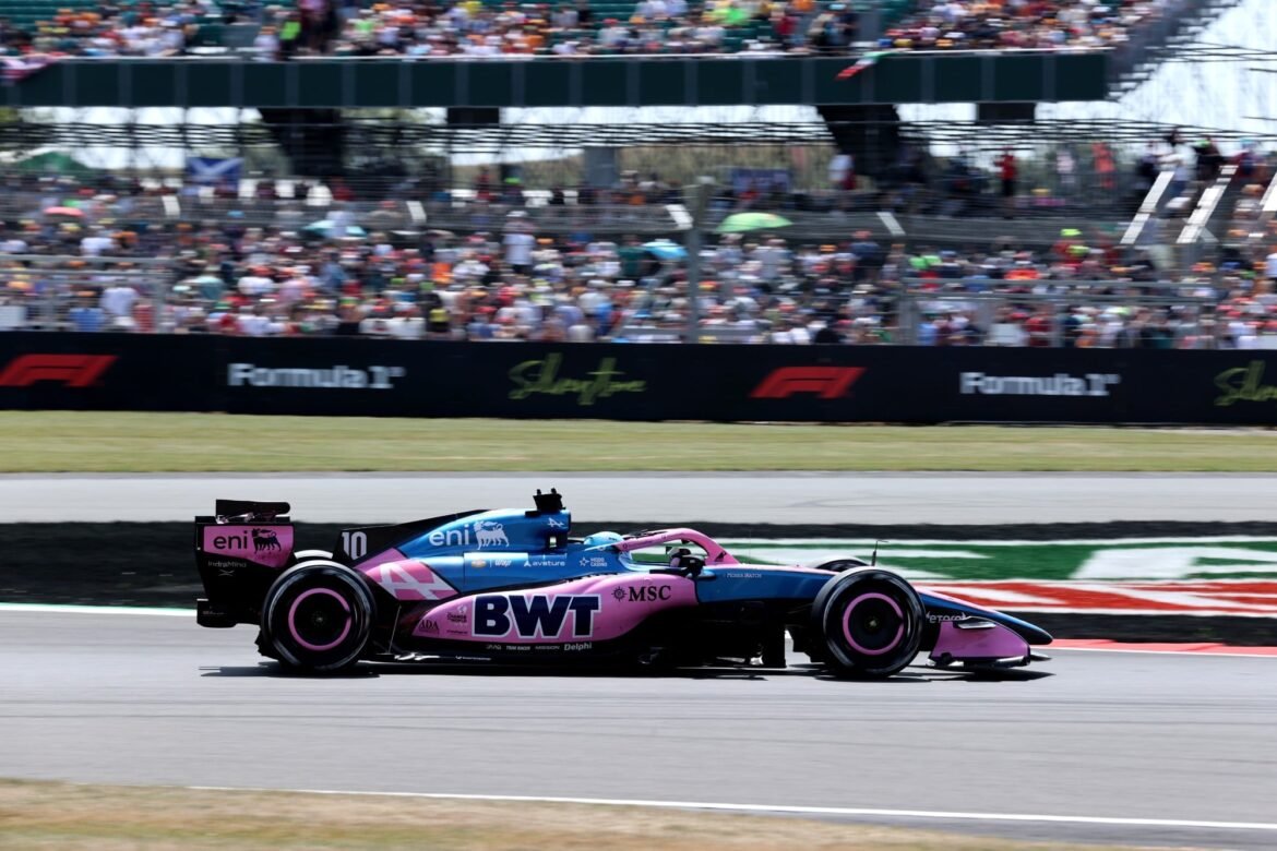 Incidente envolvendo Stroll resulta em penalização para Gasly no grid do GP da Inglaterra.