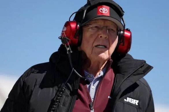 Joe Gibbs Racing retira acusação contra Spire e Chris Gabehart.