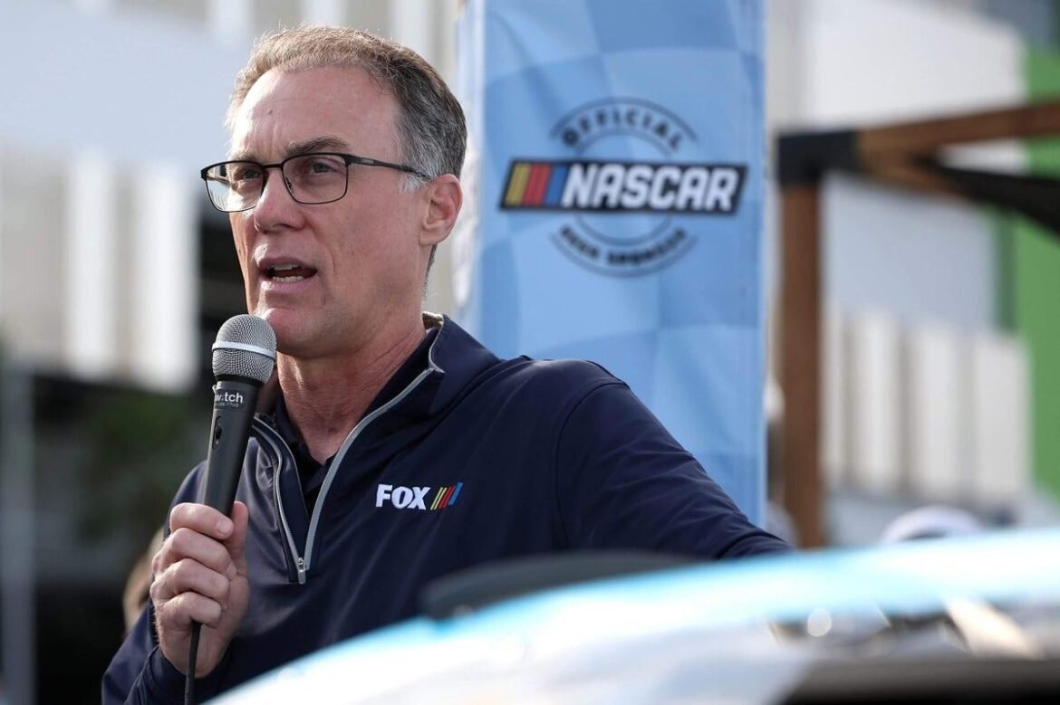 Kevin Harvick apoia a penalidade de Bubba Wallace, mas não tem certeza se a regra é necessária.