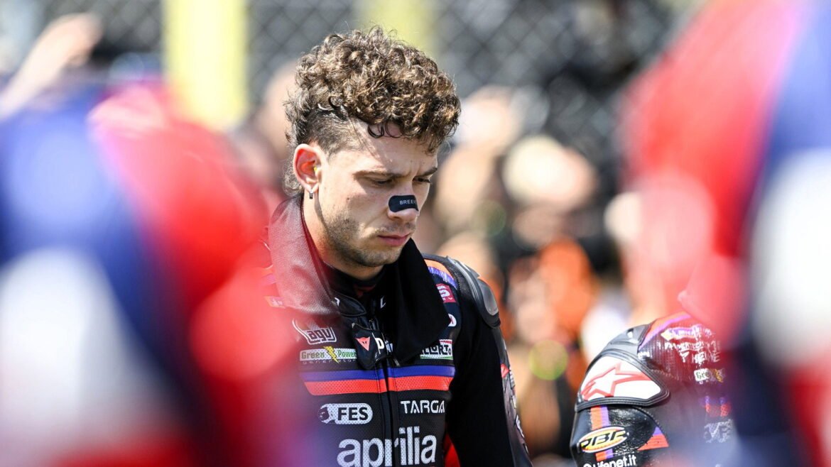 Marco Bezzecchi passa por "procedimento de rotina" após acidente no MotoGP da Alemanha.