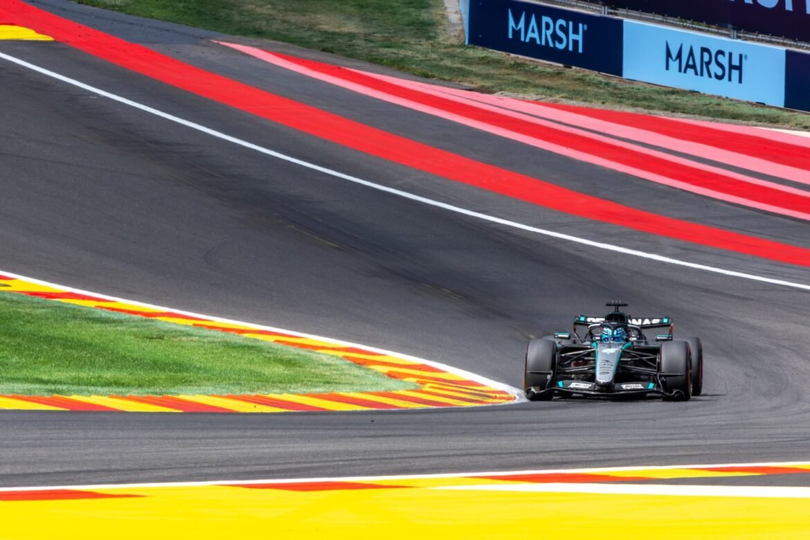 Mercedes ainda procura entender a queda de desempenho de Russell em Spa no Brasil.