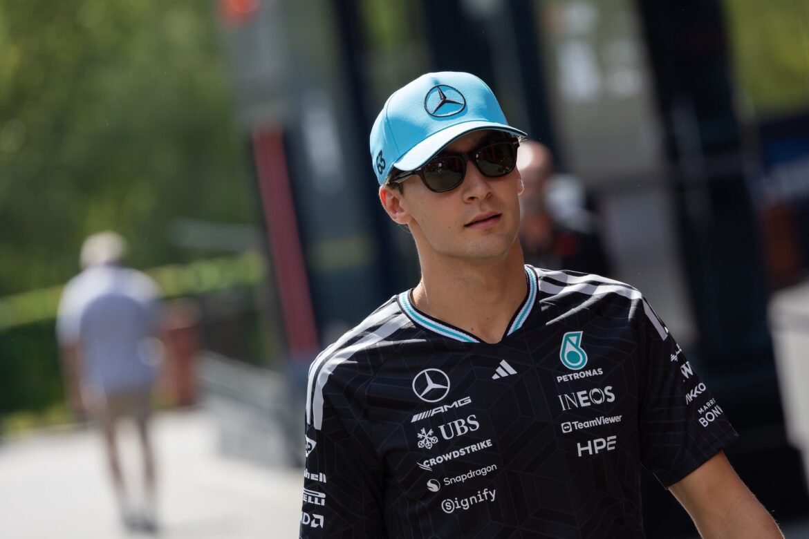 Mercedes reconhece incerteza quanto ao motor de Russell após problema na Hungria.