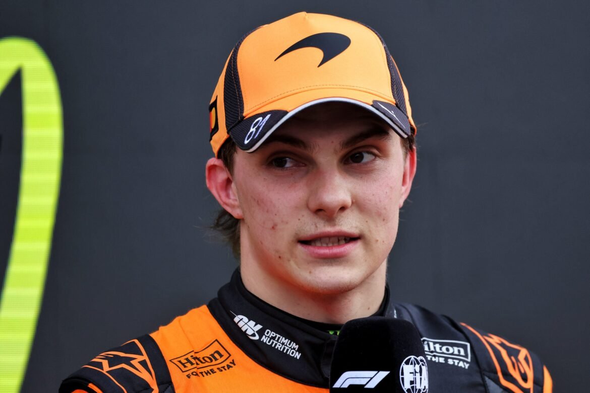 Piastri reconhece a falta de desempenho da McLaren após a classificação sprint em Silverstone.