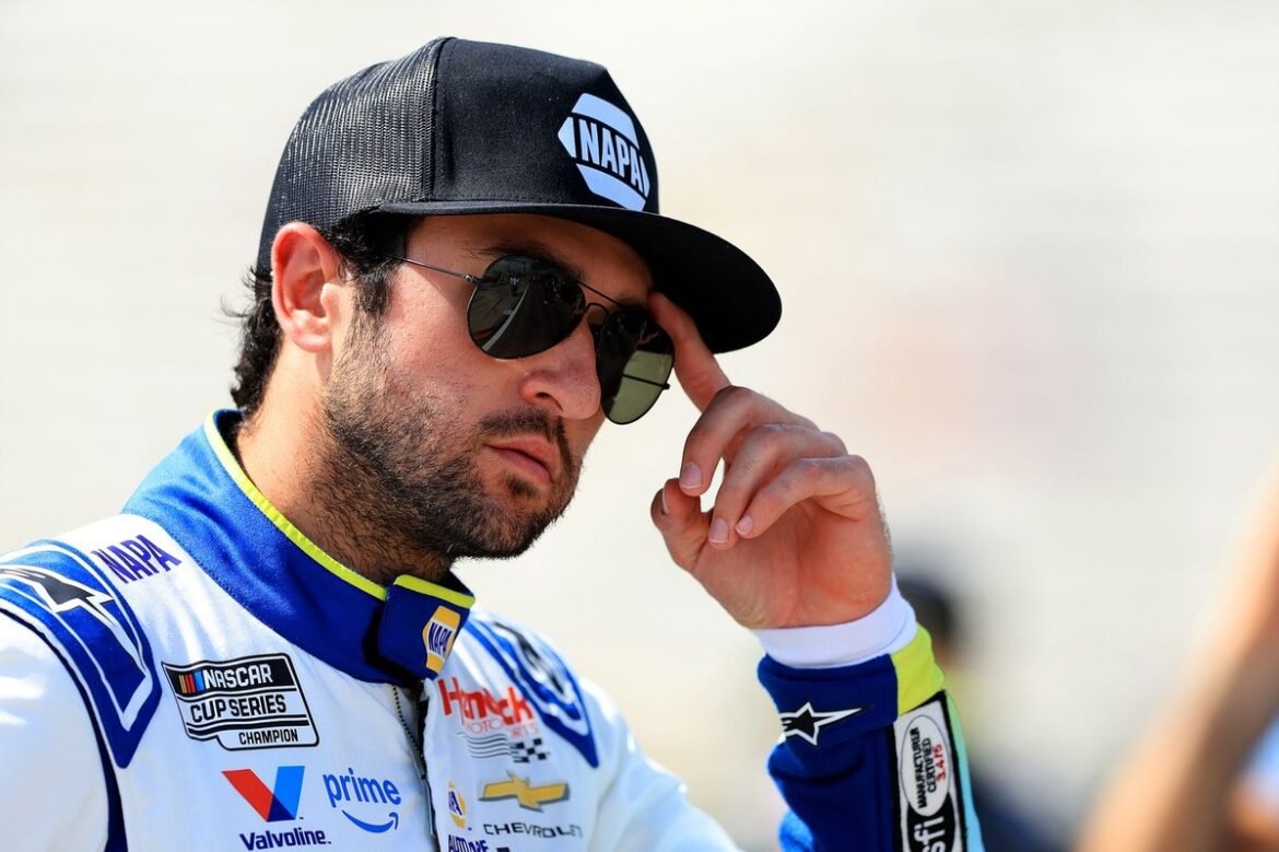 Por que Chase Elliott deseja mais corridas da NASCAR aos sábados à noite