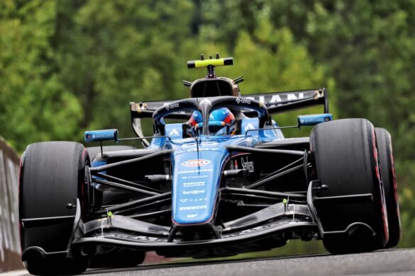 Williams observa progresso, mas reconhece desvantagem em relação aos concorrentes diretos.