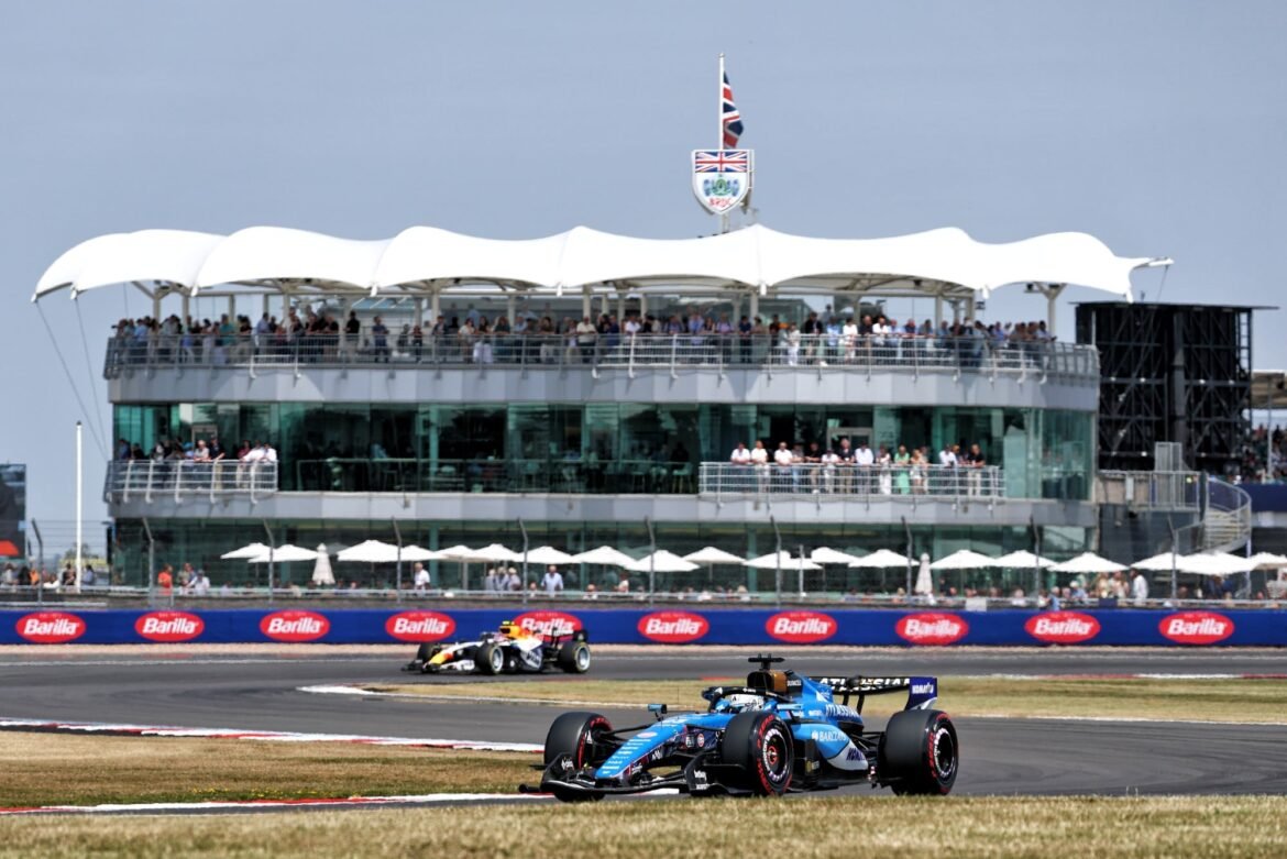 Williams reconhece atraso e enxerga desafio para progredir neste momento.