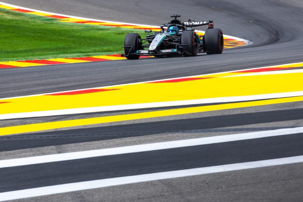 Wolff afirma que a Mercedes possui o motor mais potente e reaquece a discussão.
