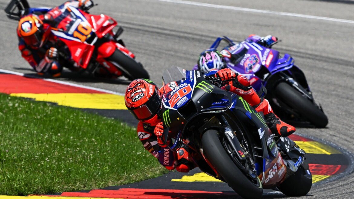 Yamaha está "animada" para o MotoGP 2027 com novos pilotos que trazem "vento fresco"