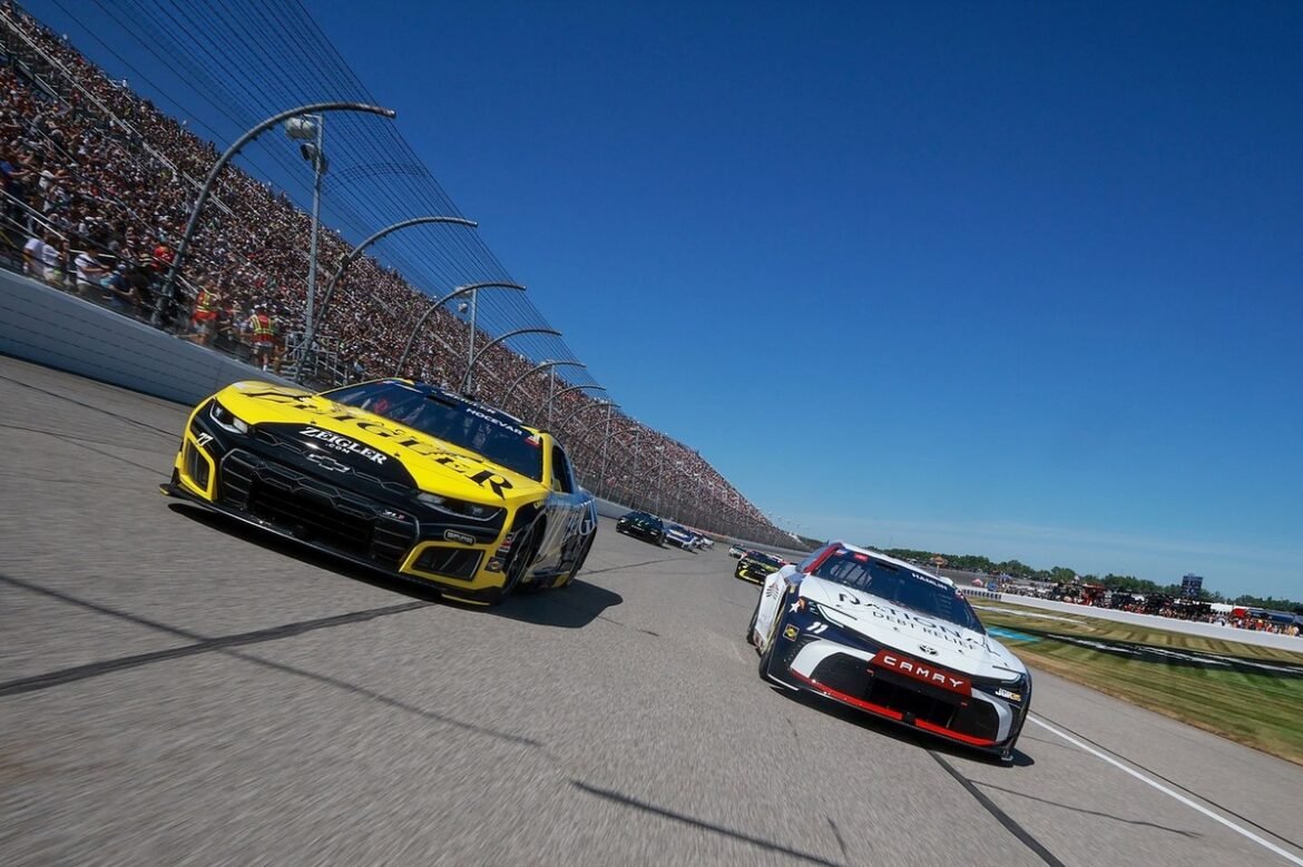 A Joe Gibbs Racing deseja que a Spire e Gabehart desenvolvam configurações de corrida.