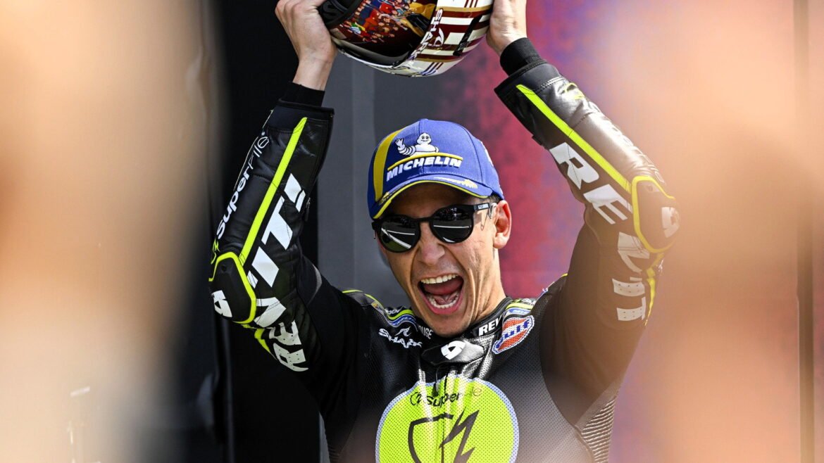 "A marca de um grande atleta" - Fernandez impressionou a Trackhouse enquanto aguardava contrato com a MotoGP.