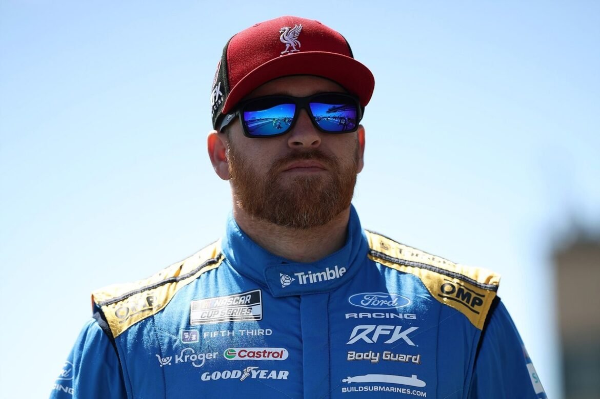 A pior decisão financeira de Chris Buescher é hilariamente identificável.